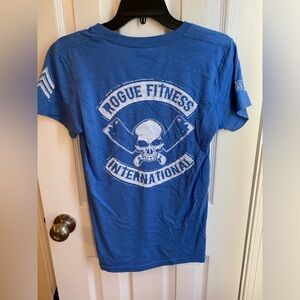 Rogue fitness tee. Women’s large. NWOT